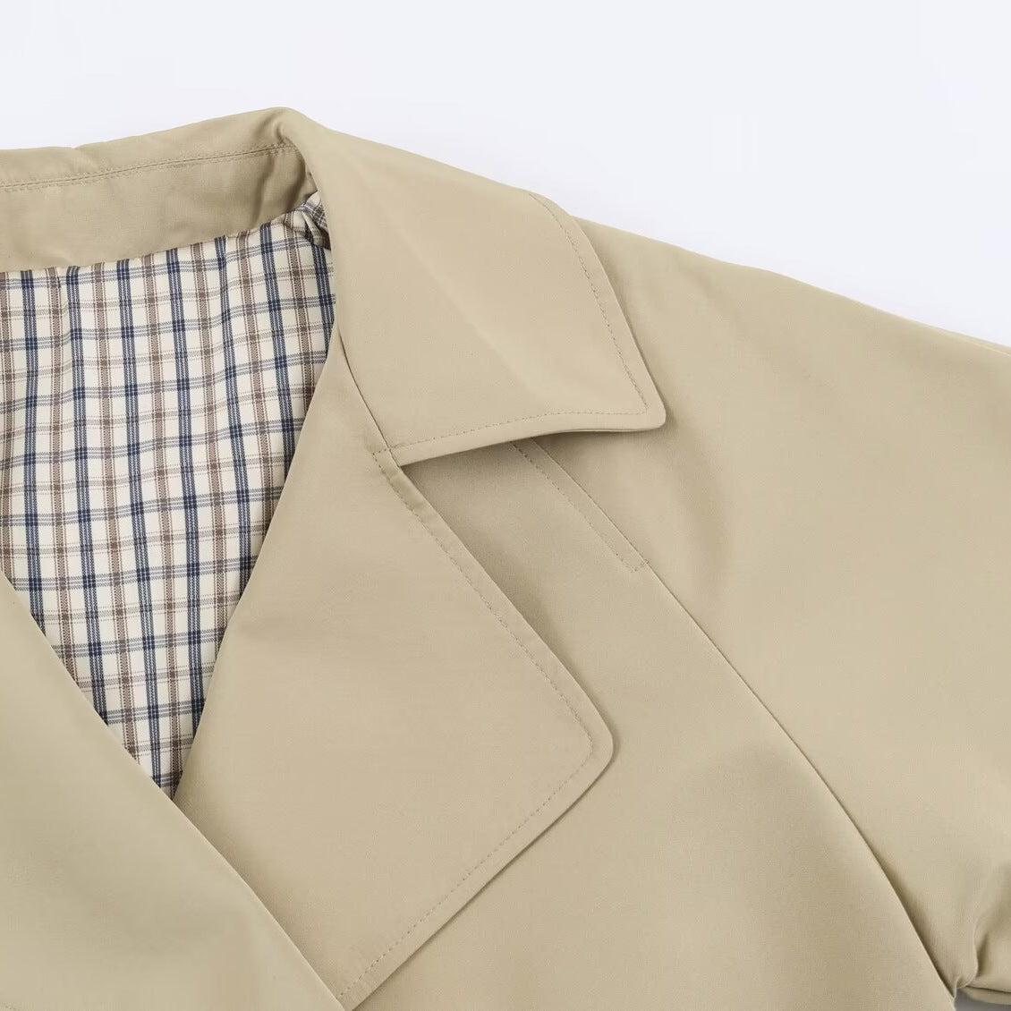 Commuting style adjustable waist short windbreaker jacket