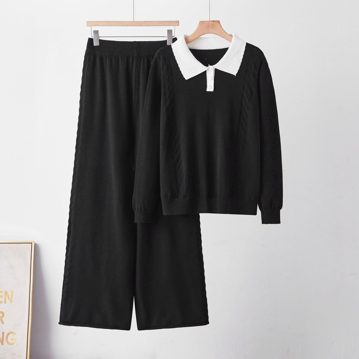 Women's Two-Piece Set - Elegant Signature The Midtown BYMANYC ® New York
