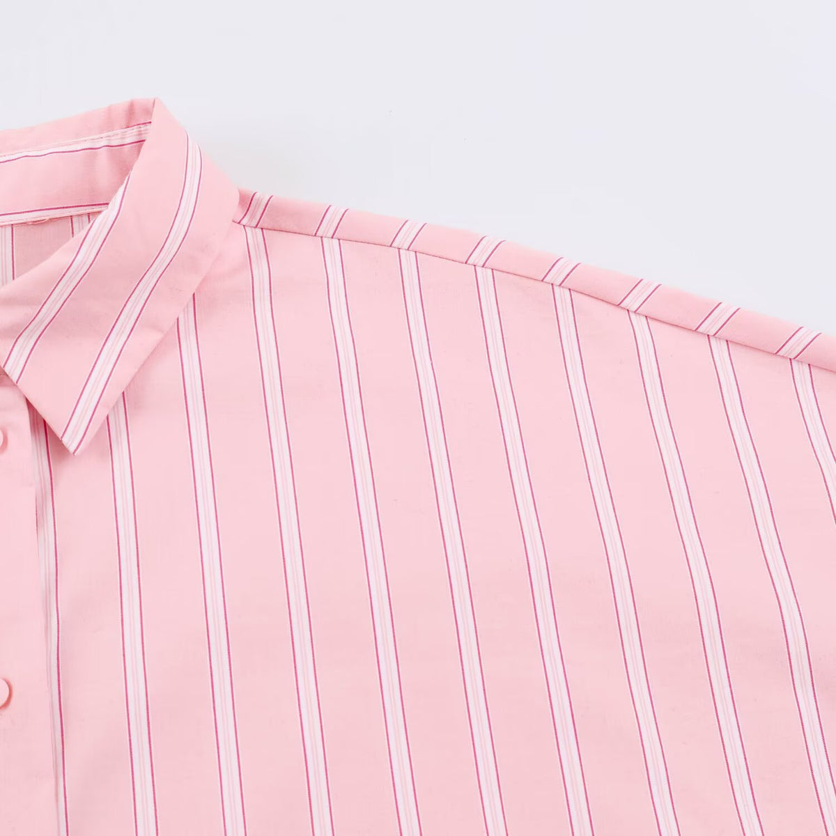 Commuting style loose and versatile striped shirt