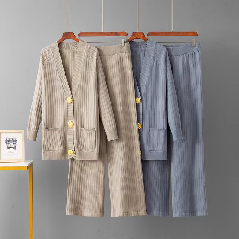 Women's Two-Piece Set - Trendy Elegant The East Village BYMANYC ® New York