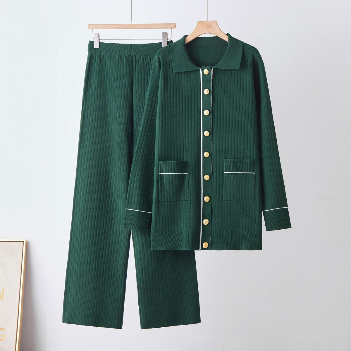 Women's Two-Piece Set - Fashion Selection The Metropolitan BYMANYC ® New York